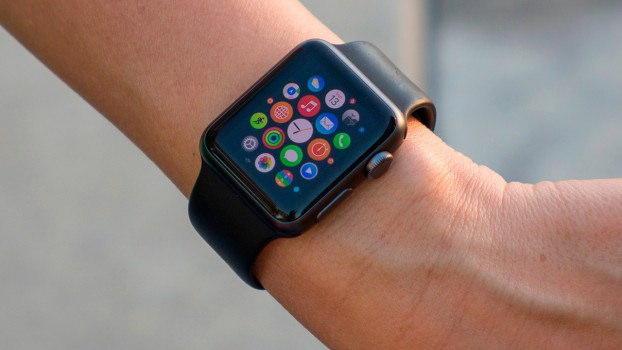You Can Text on an Apple Watch