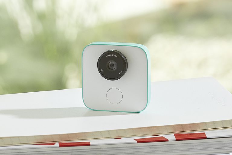 https://www.lifewire.com/how-to-use-the-google-clips-camera-4154201
