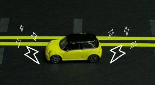 Future electric cars could recharge wirelessly while you drive