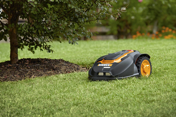 Robotic+Lawn+Mowers%3A+Do+They+Work