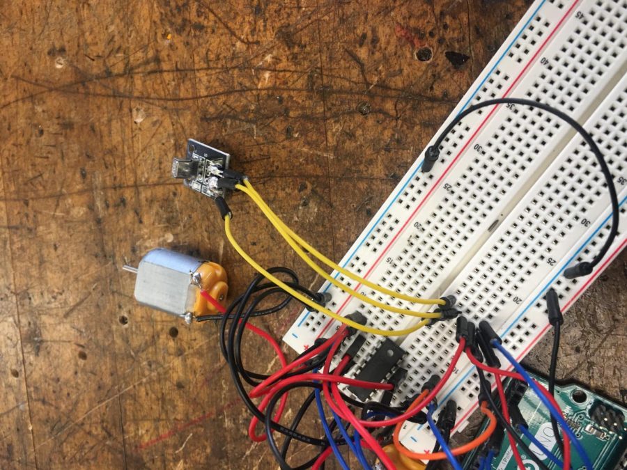 An+ir+remote+sensor+attached+to+4+yellow+wires.