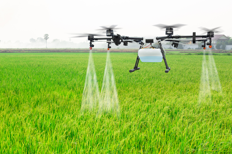 Drone farming.  Photo Source:   https://www.thomasnet.com/insights/drone-use-in-agriculture-is-soaring-to-new-heights/