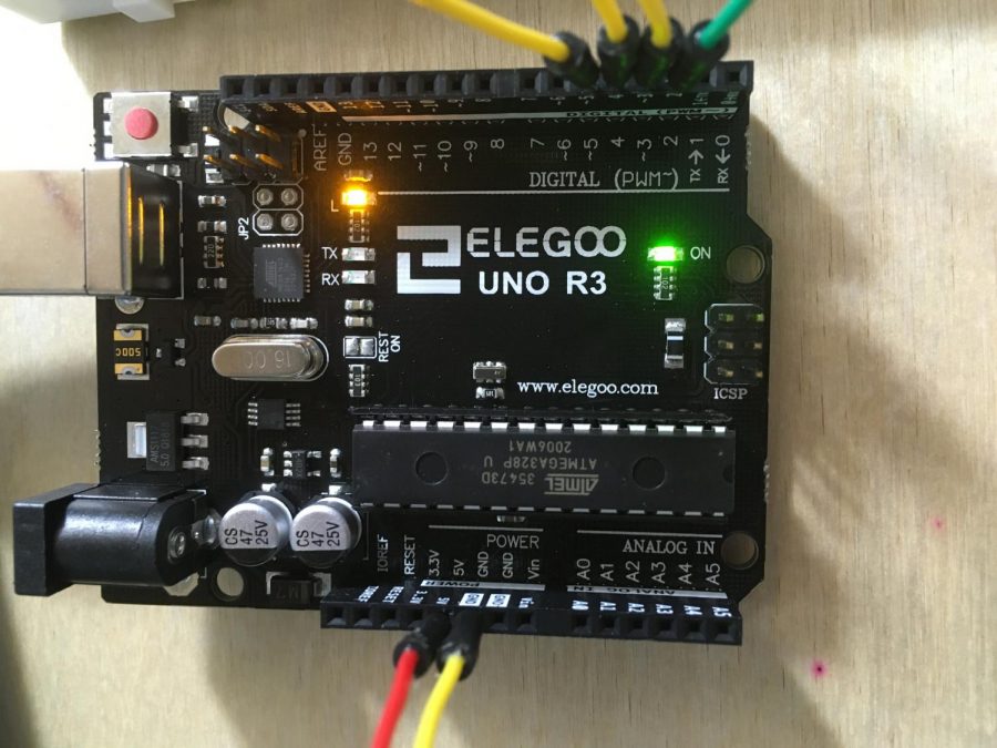 Elegoo+Arduino+Uno+R3+-+Spaceship+Interface+Project
