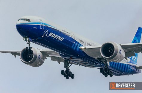 Boeing 777X First Flight by Dave Sizer is licensed under CC BY 2.0