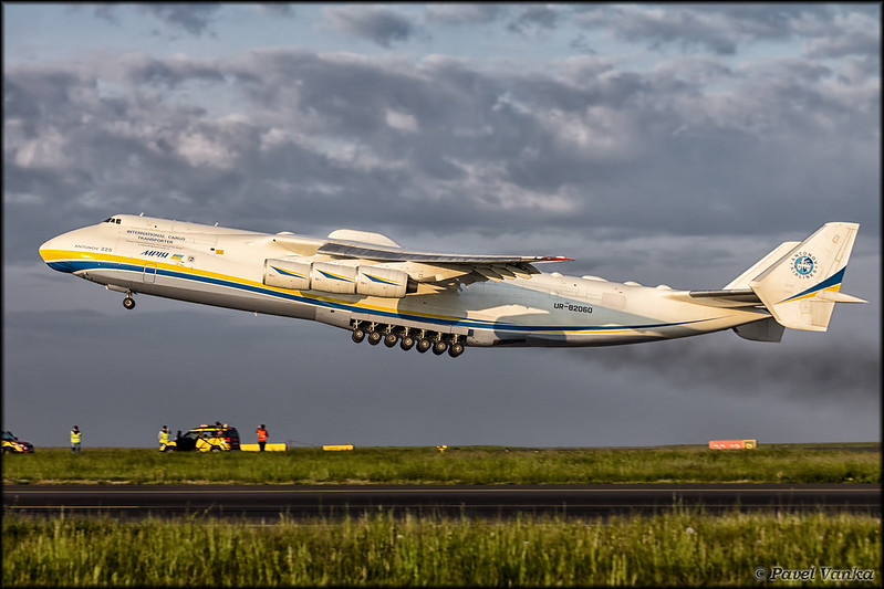 Antonov+An-225+Mriya+by+Pavel+Vanka+is+licensed+under+CC+BY-NC-ND+2.0