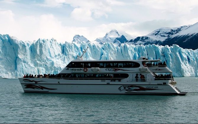 Argentina+boat+by+%40Doug88888+is+licensed+under+CC+BY-NC-SA+2.0