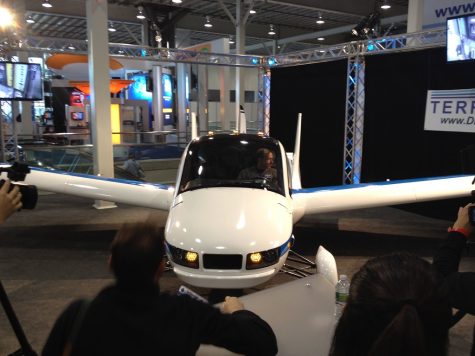 The Terrafugia Flying Car @ the 2012 New York Internatioanl Auto Show by lotprocars is licensed under CC BY-SA 2.0