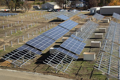 Northeast Solar Energy Research Center by Brookhaven National Laboratory is licensed under CC BY-NC-ND 2.0.