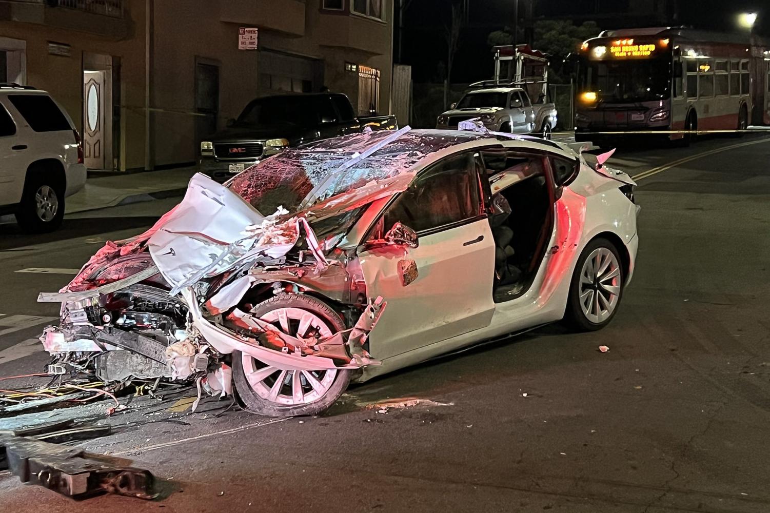 Tesla Model Y Goes Out Of Control, Causing Deadly Accident ...