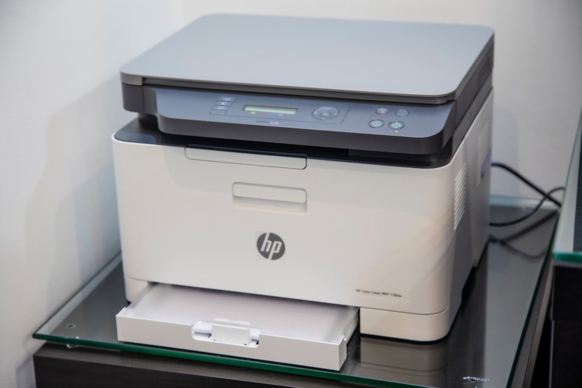 white+and+gray+hp+all+in+one+printer