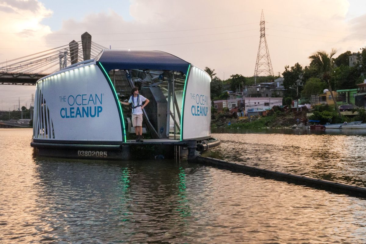 How Robots Can Clean Trash From The Water Ways
