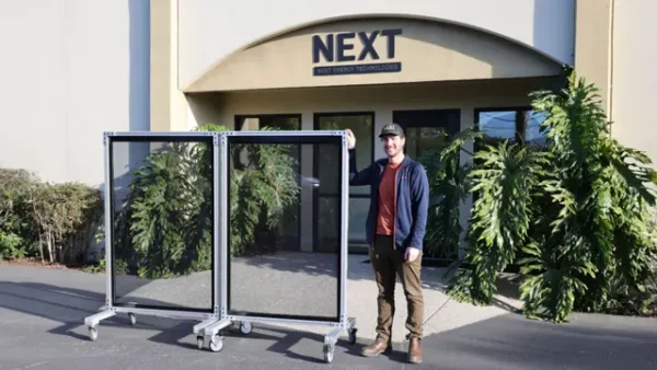 Navigation to Story: US firm unveils ‘world’s largest’ transparent power-generating solar windows